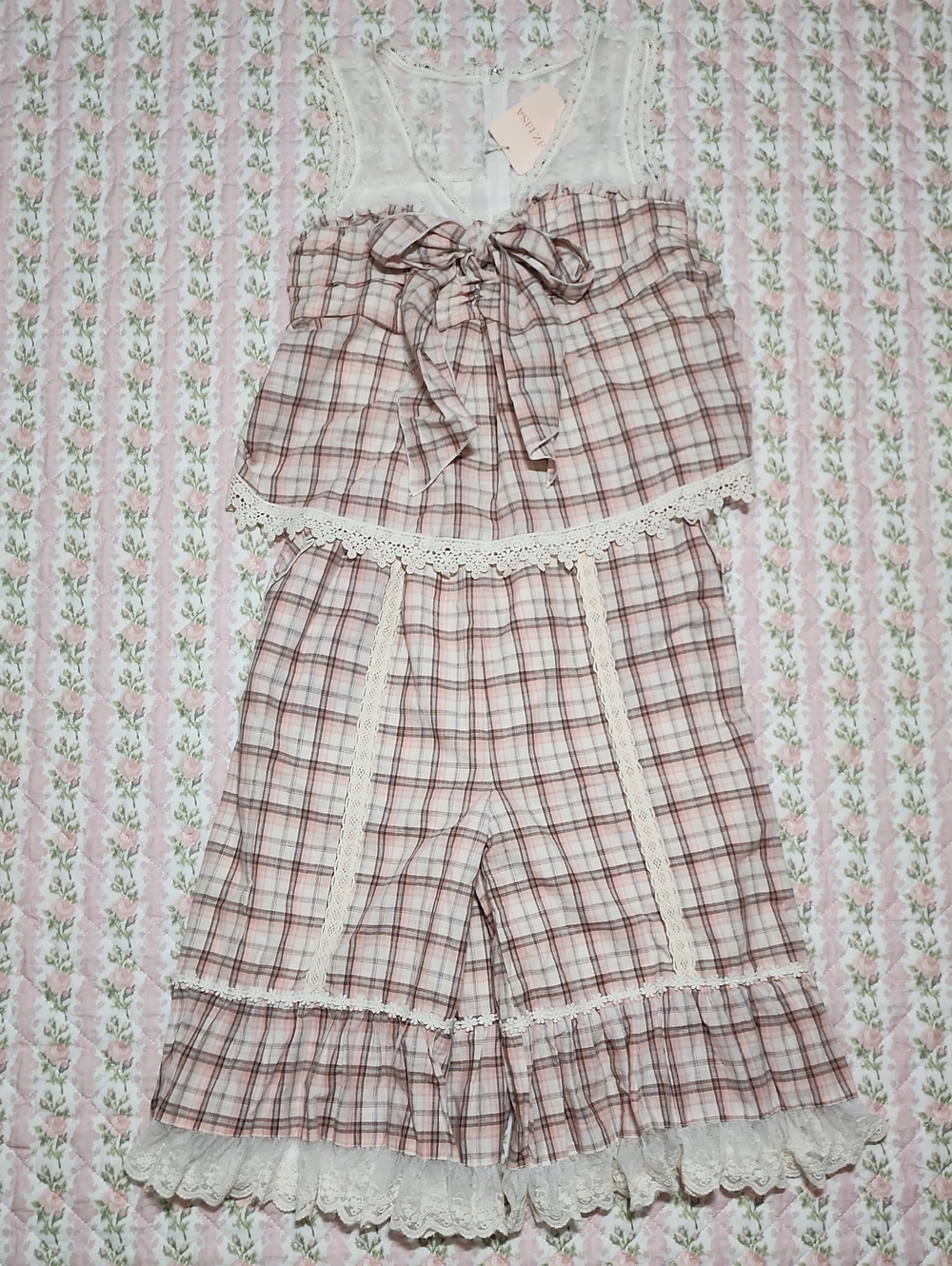 NWT LIZ LISA 🎀 Plaid Lace-Trim Capri Jumpsuit